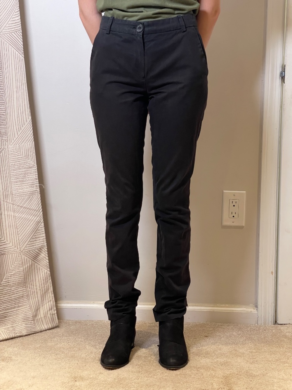 Lacoste black slim fit soft cotton and wool Pants women size 34 -US 24